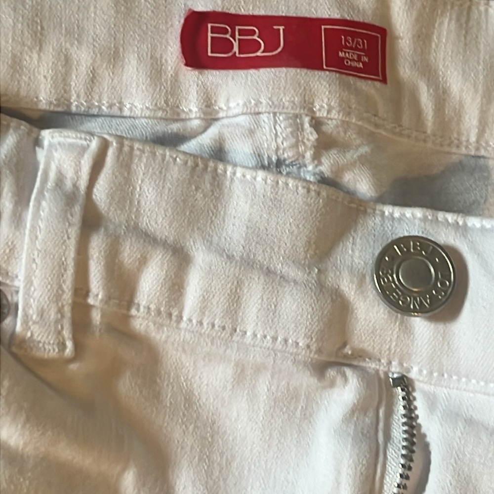 Women's White Straight Leg Pants - Picture 3 of 5